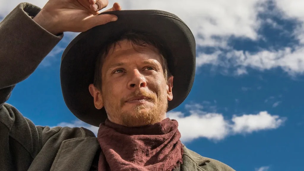 ¿Tienes hype de Red Dead Redemption? Dale al play a Godless 4 Serie parecida a Red Dead Redemption 2 Hombre saludando con su sombrero Orgullogamers