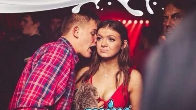 Situaciones irritantes en videojuegos - Pesao