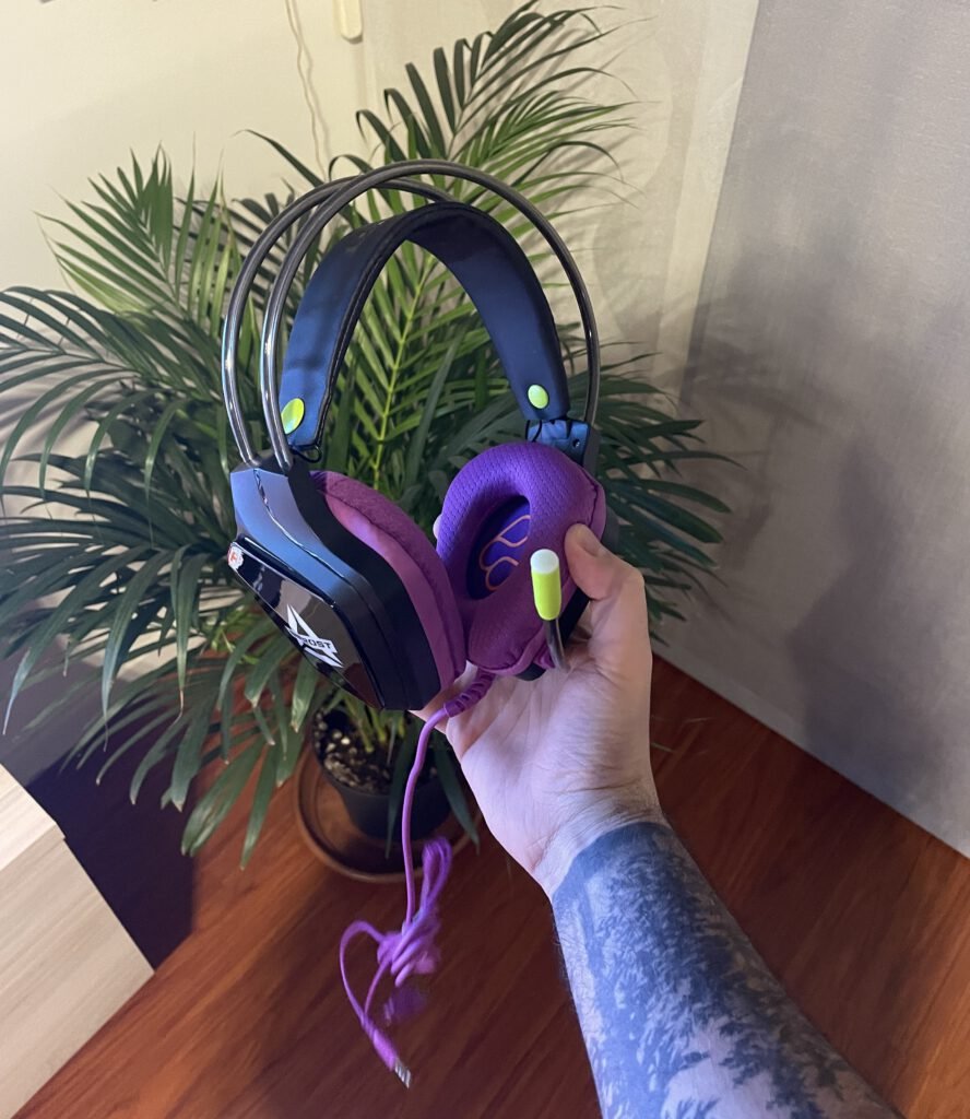 Review de los auriculares Bifrost de FR-TEC 4 auriculares Bifrost de FR-TEC