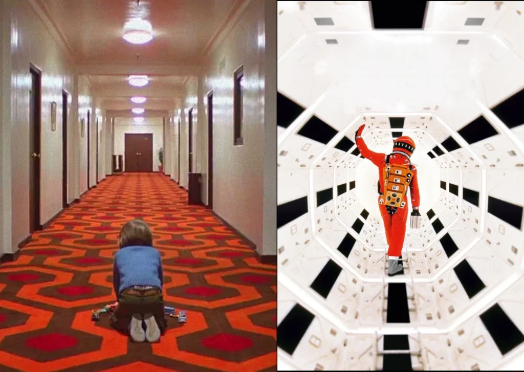 Niño arrodillado sobre alfombra naranja junto a astronauta caminando en pasillo blanco, guiño a espacios liminales.