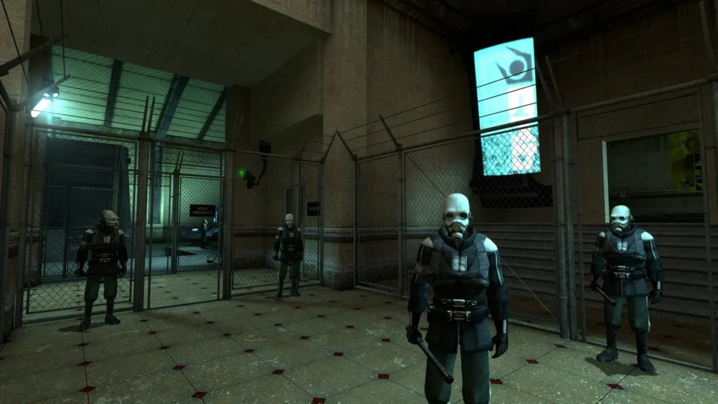 Soldados de la Combine bloqueando un pasillo con vallas en Half-Life 2.