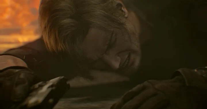 Resident Evil Requiem es malo, tal es así que hasta Leon lo demuestra sufriendo tumbado en una de las calles derruidas y en llamas de Raccoon City.
